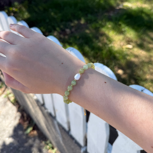 Maia Pearl Bracelet
